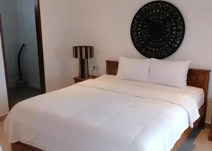 D'tegal Guest House- Tropical Courtyard In Canggu