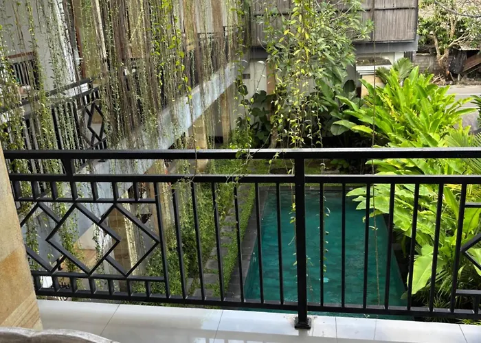 D'tegal Guest House- Tropical Courtyard In Canggu Hotel